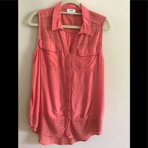 Umgee Sleeveless Shirt